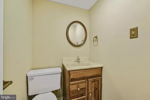 5932 Queenston St, Springfield, VA 22152 photo 31