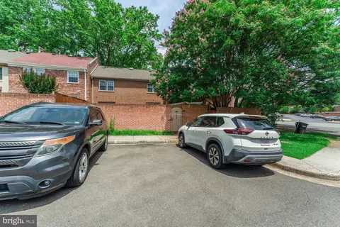 5932 Queenston St, Springfield, VA 22152 photo 13