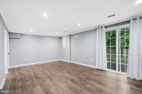 8378 Uxbridge Ct, Springfield, VA 22151 photo 34