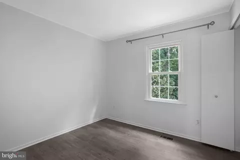8378 Uxbridge Ct, Springfield, VA 22151 photo 15