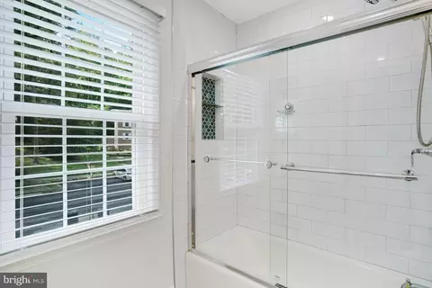 8378 Uxbridge Ct, Springfield, VA 22151 photo 25