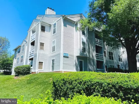 10300 Appalachian Cir #102, Oakton, VA 22124