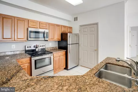 1530 Spring Gate Dr #9308, Mclean, VA 22102 photo 12