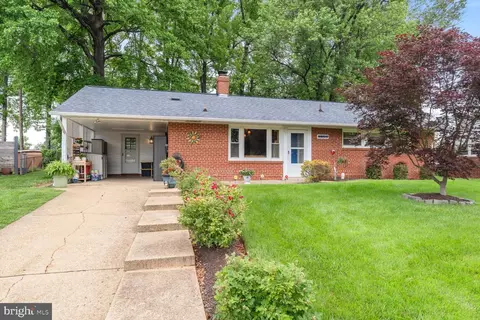 7120 Galesville Pl, Annandale, VA 22003