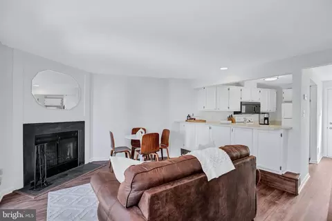 6190 Little Valley Way, Alexandria, VA 22310