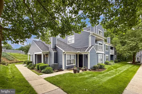 5810 Orchard Hill Ct #5810, Clifton, VA 20124