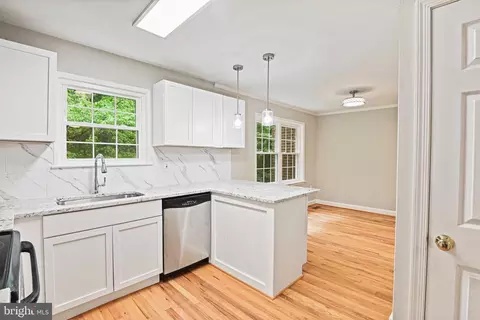 2249 Gunsmith Sq, Reston, VA 20191 photo 18