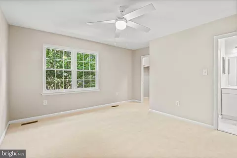 2249 Gunsmith Sq, Reston, VA 20191 photo 25
