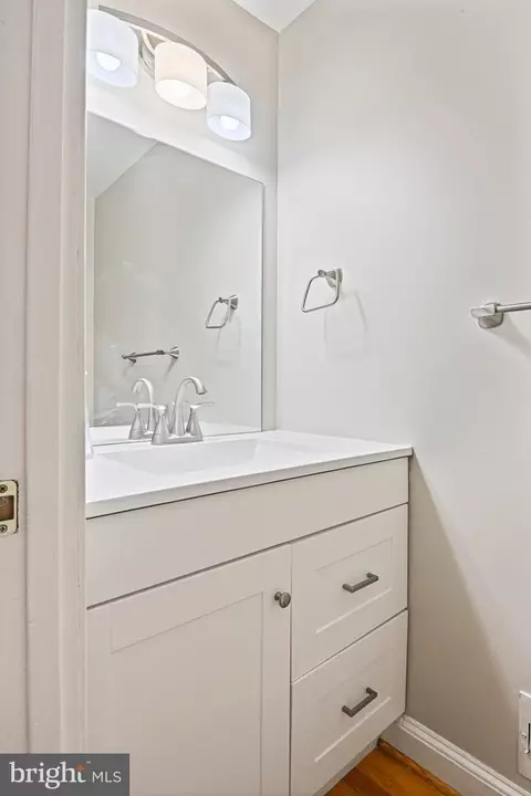 2249 Gunsmith Sq, Reston, VA 20191 photo 9