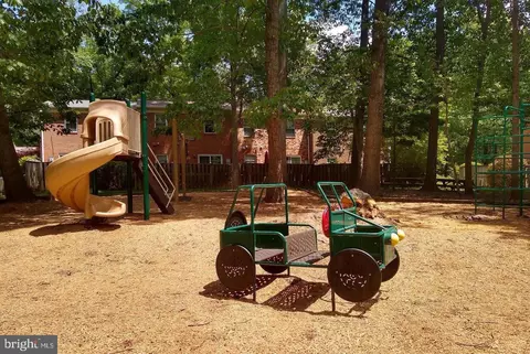 2249 Gunsmith Sq, Reston, VA 20191 photo 49