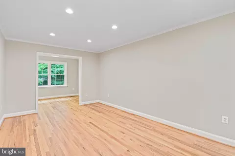 2249 Gunsmith Sq, Reston, VA 20191 photo 5