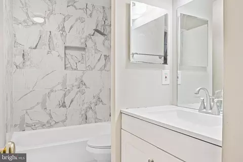 2249 Gunsmith Sq, Reston, VA 20191 photo 21