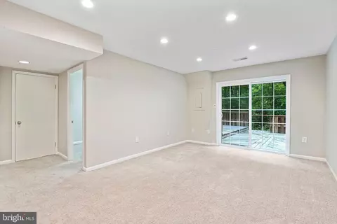 2249 Gunsmith Sq, Reston, VA 20191 photo 38