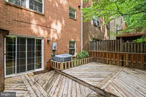 2249 Gunsmith Sq, Reston, VA 20191 photo 43