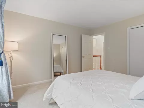 Bedroom - 1564 Mclean Commons Ct, Mclean, VA 22101 photo 4 of 9