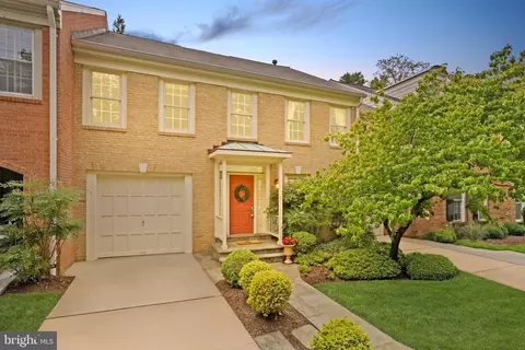 1564 Mclean Commons Ct, Mclean, VA 22101