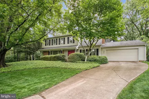 1881 Cold Creek Ct, Vienna, VA 22182