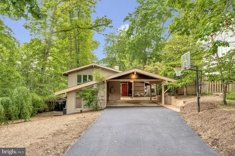 6253 N Kensington St, Mclean, VA 22101