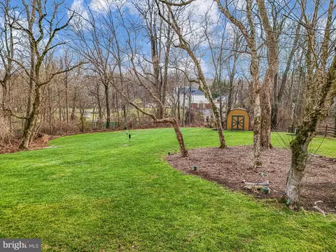 Exterior - 9020 Old Dominion Dr, Mclean, VA 22102 photo 5 of 19