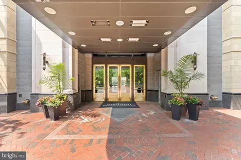 11990 Market St #701, Reston, VA 20190