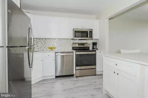 6800 Fleetwood Rd #701, Mclean, VA 22101 photo 13