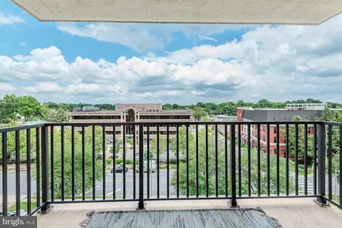 6800 Fleetwood Rd #701, Mclean, VA 22101 photo 11