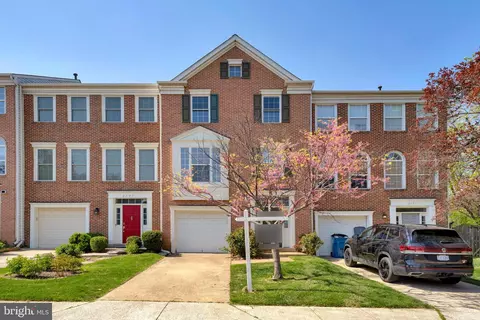 2749 Cedar Crossing Ln, Vienna, VA 22180