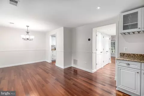 1621 Poplar Grove Dr, Reston, VA 20194 photo 9