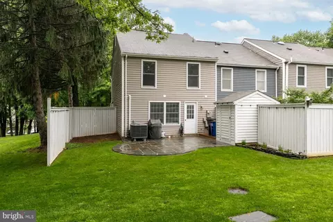 1621 Poplar Grove Dr, Reston, VA 20194 photo 30