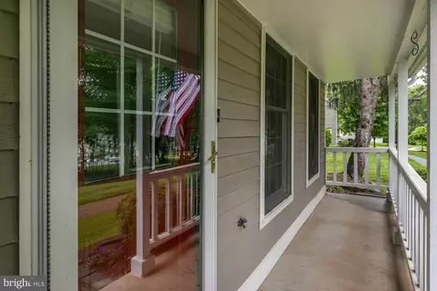 1621 Poplar Grove Dr, Reston, VA 20194 photo 35