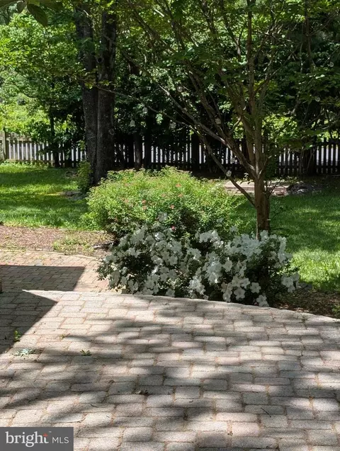 Exterior - 7506 Box Elder Ct, Mclean, VA 22102 photo 20 of 30