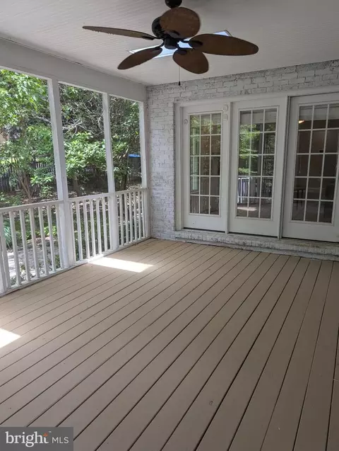 Exterior - 7506 Box Elder Ct, Mclean, VA 22102 photo 26 of 30