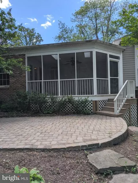 Exterior - 7506 Box Elder Ct, Mclean, VA 22102 photo 15 of 30