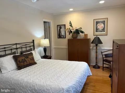 7629 Tiverton Dr, Springfield, VA 22152 photo 24