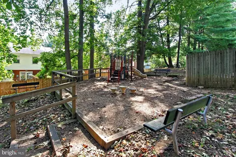 7629 Tiverton Dr, Springfield, VA 22152 photo 43