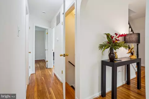 5420 Eastbourne Dr, Springfield, VA 22151 photo 15