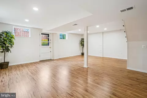 5420 Eastbourne Dr, Springfield, VA 22151 photo 41