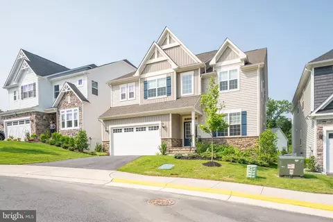 Exterior - 6233 Mcconnell Ln, Springfield, VA 22153 photo 11 of 12