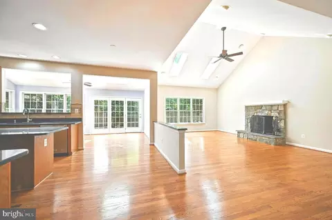 Living - 10861 Hunter Gate Way, Reston, VA 20194 photo 5 of 7