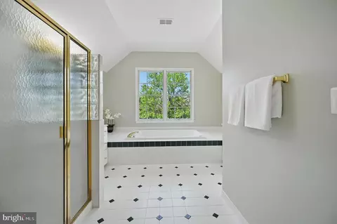 Bath - 10861 Hunter Gate Way, Reston, VA 20194 photo 1 of 8