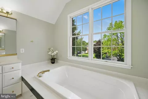 Bath - 10861 Hunter Gate Way, Reston, VA 20194 photo 2 of 8