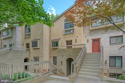 11150 Boathouse Ct #78, Reston, VA 20191
