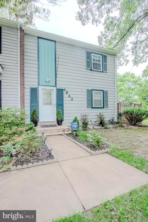4943 Tibbitt Ln, Burke, VA 22015