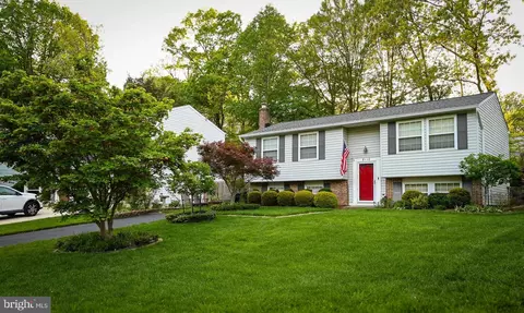 8110 Winter Blue Ct, Springfield, VA 22153 photo 1