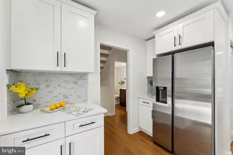 2362 Antiqua Ct, Reston, VA 20191 photo 12