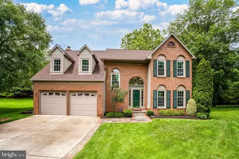 2922 Mother Well Ct, Herndon, VA 20171