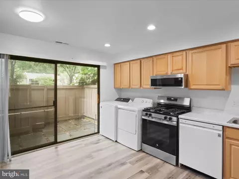 11627 Newbridge Ct, Reston, VA 20191 photo 6