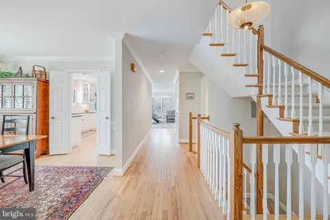Entry Way - 6631 Madison Mclean Dr, Mclean, VA 22101 photo 2 of 4