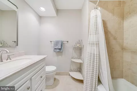 Bath - 6631 Madison Mclean Dr, Mclean, VA 22101 photo 3 of 5