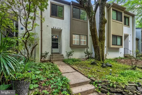 2339 Millennium Ln, Reston, VA 20191